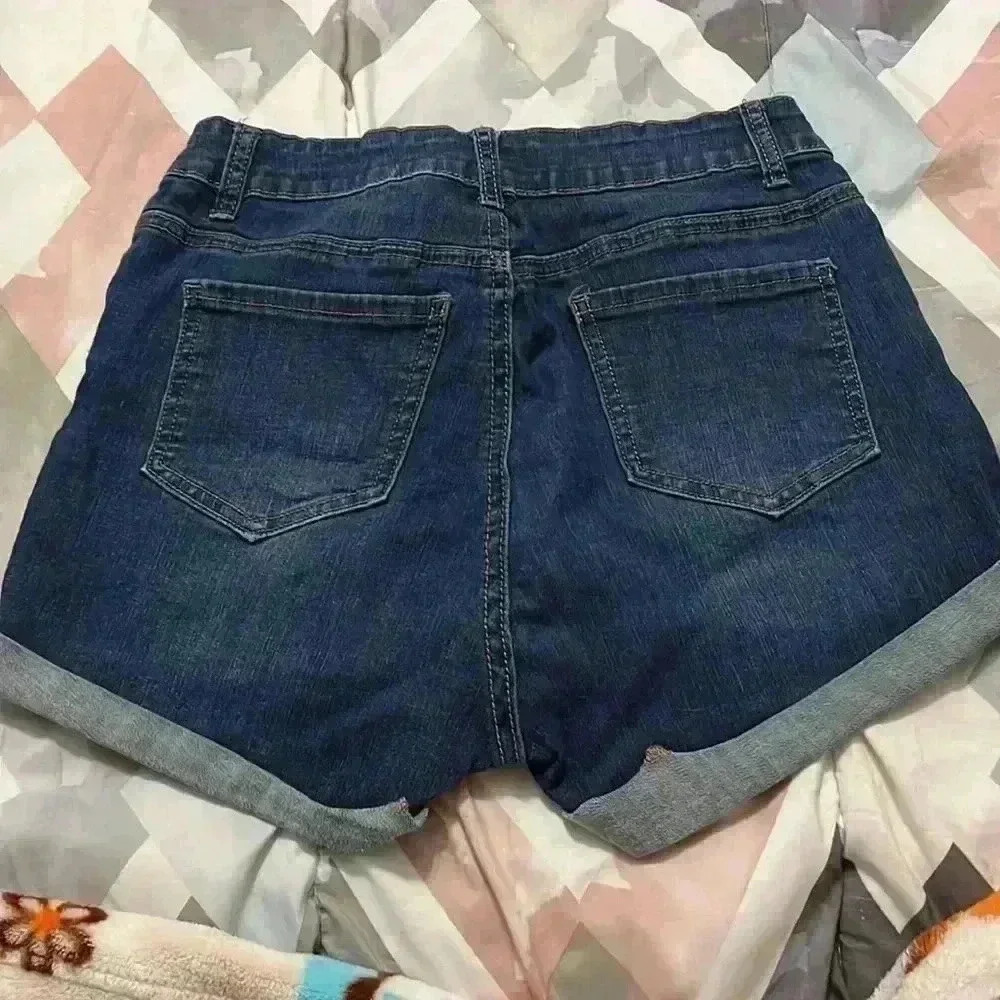 High Waisted Shorts - Picture 2 of 3